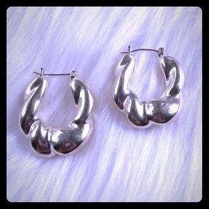 925 Sterling Silver Oval Shaped Pierced Earrings